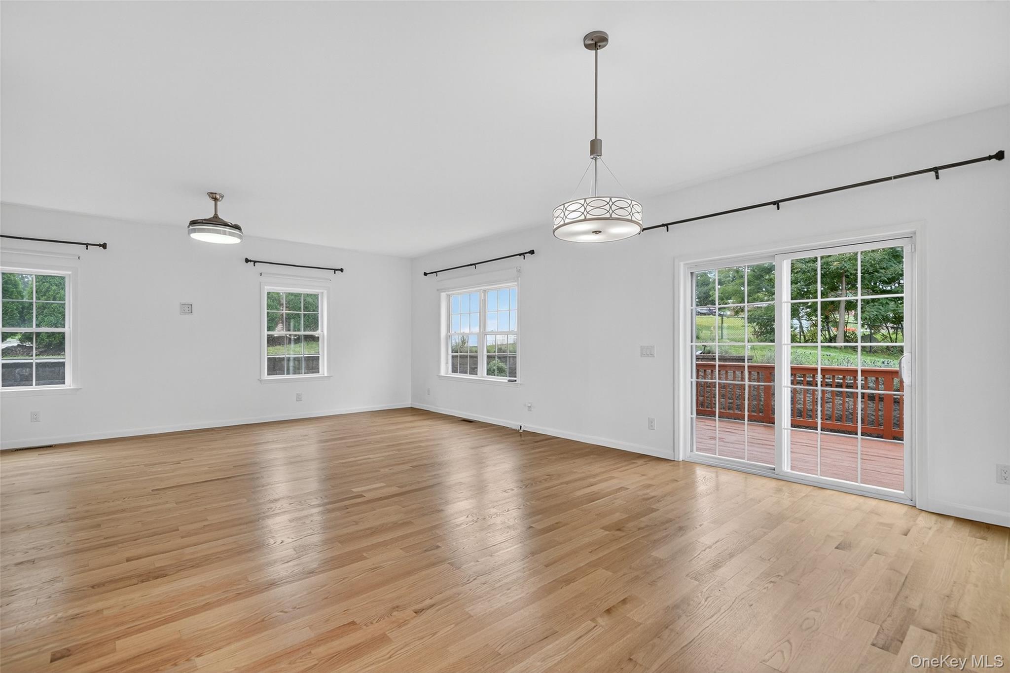 42 E Vincent Street, Elmsford, NY 10523