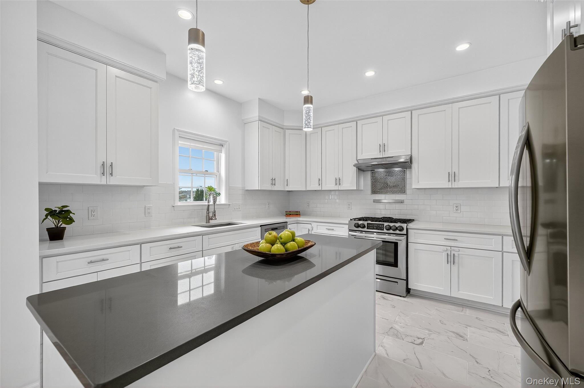 42 E Vincent Street, Elmsford, NY 10523