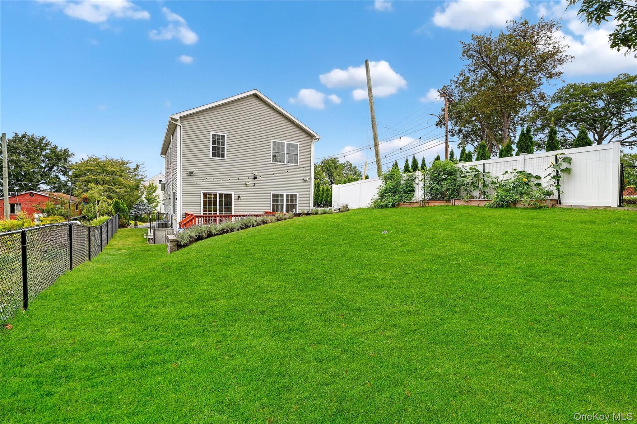 42 E Vincent Street, Elmsford, NY 10523