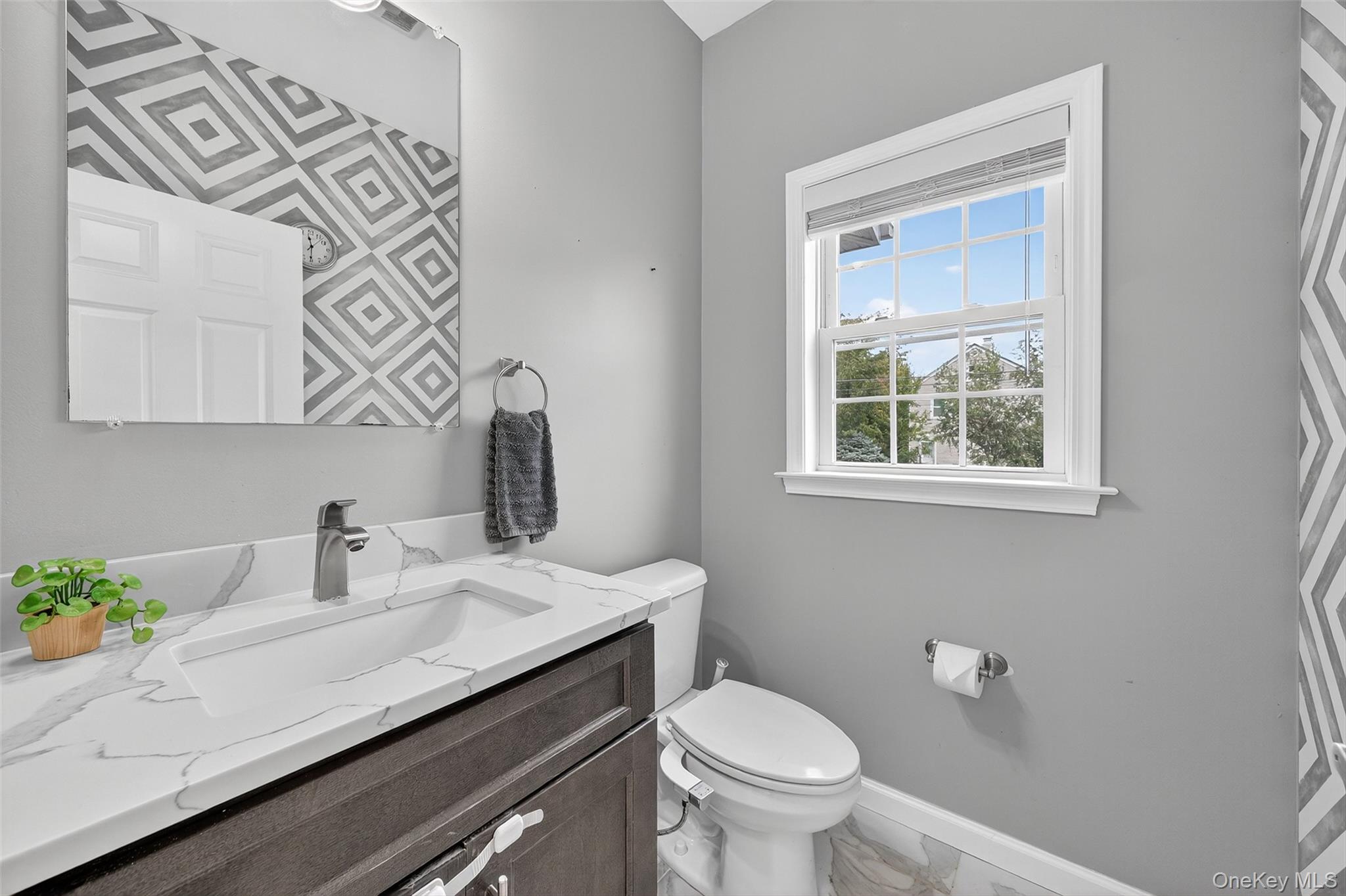 42 E Vincent Street, Elmsford, NY 10523