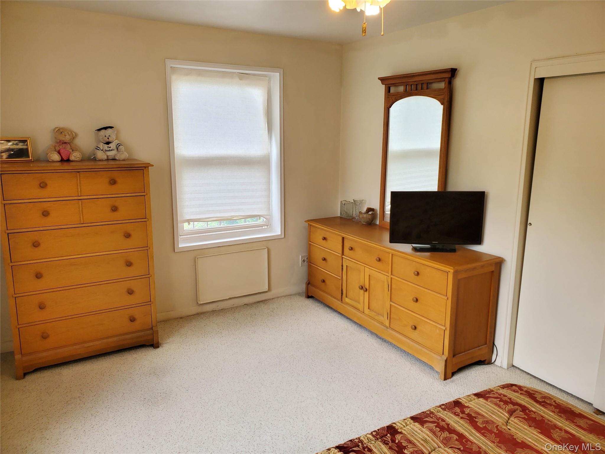 4727 Little Neck Pkwy Parkway # 4G, Little Neck, NY 11362