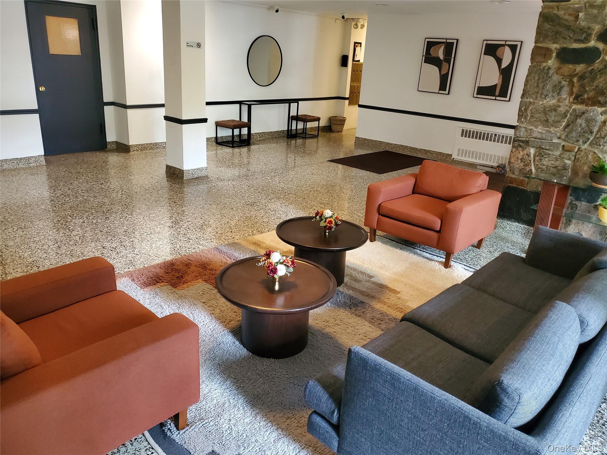 4727 Little Neck Pkwy Parkway # 4G, Little Neck, NY 11362