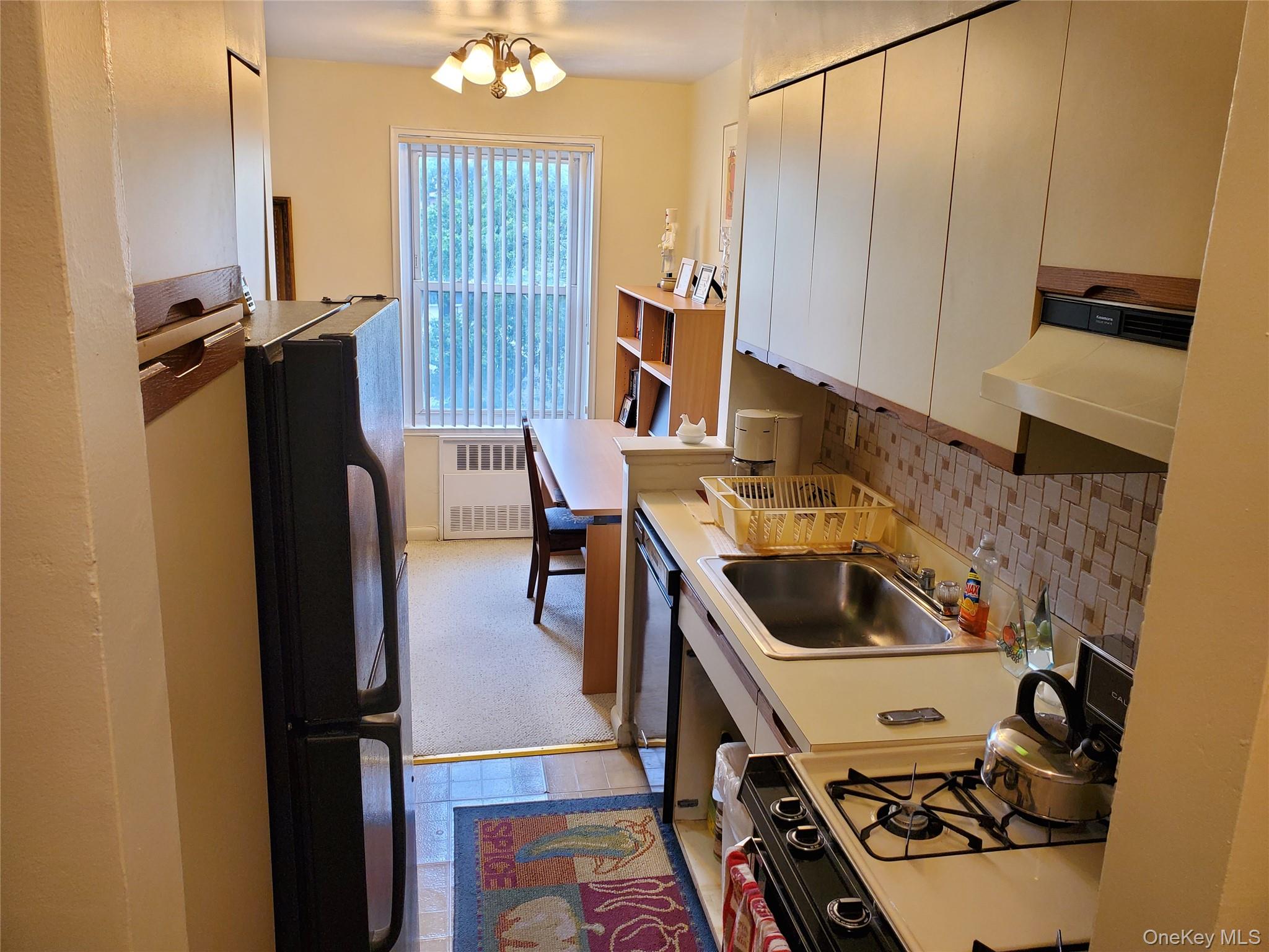 4727 Little Neck Pkwy Parkway # 4G, Little Neck, NY 11362