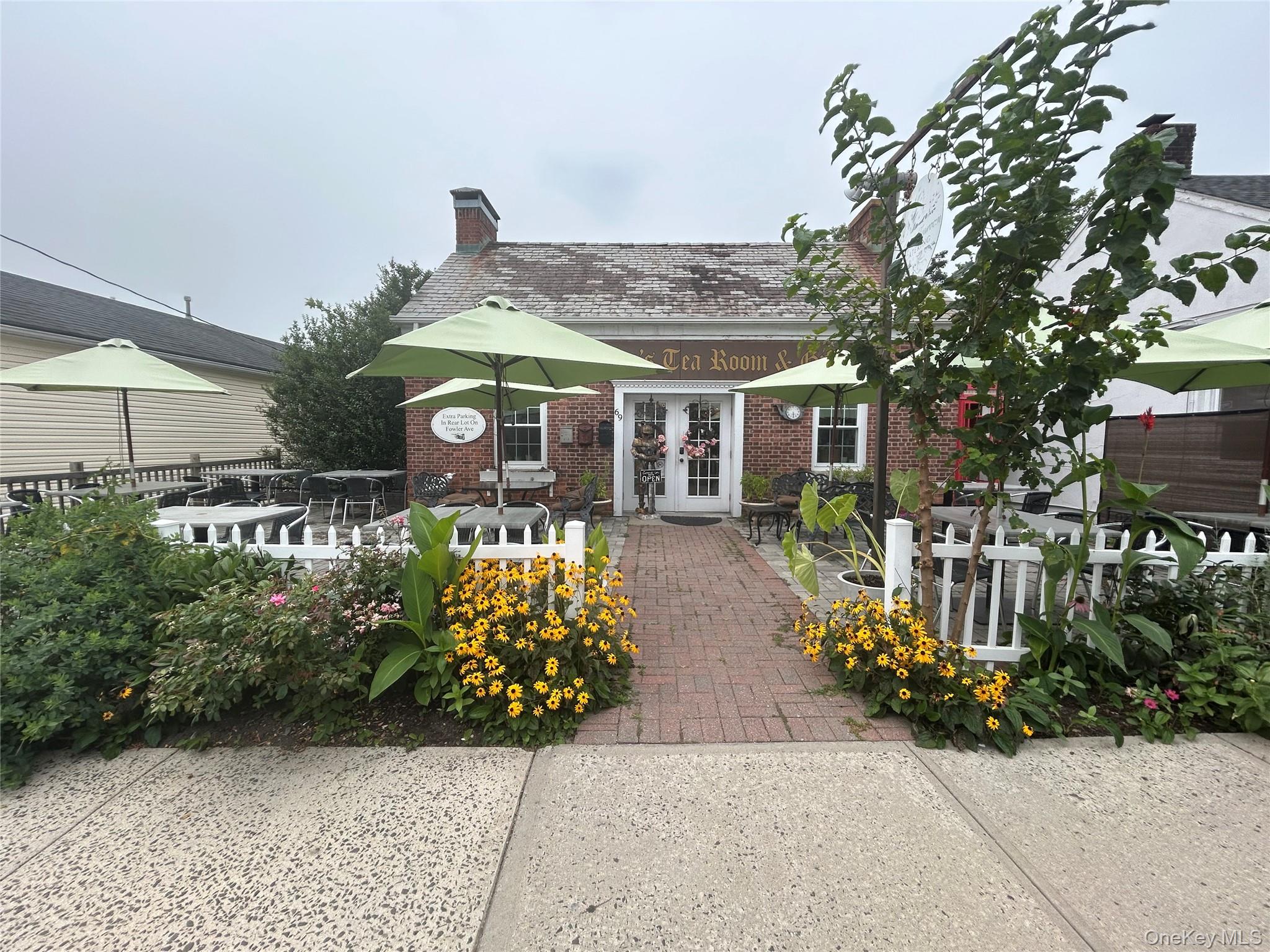 69 Gleneida Avenue, Carmel, NY 10512