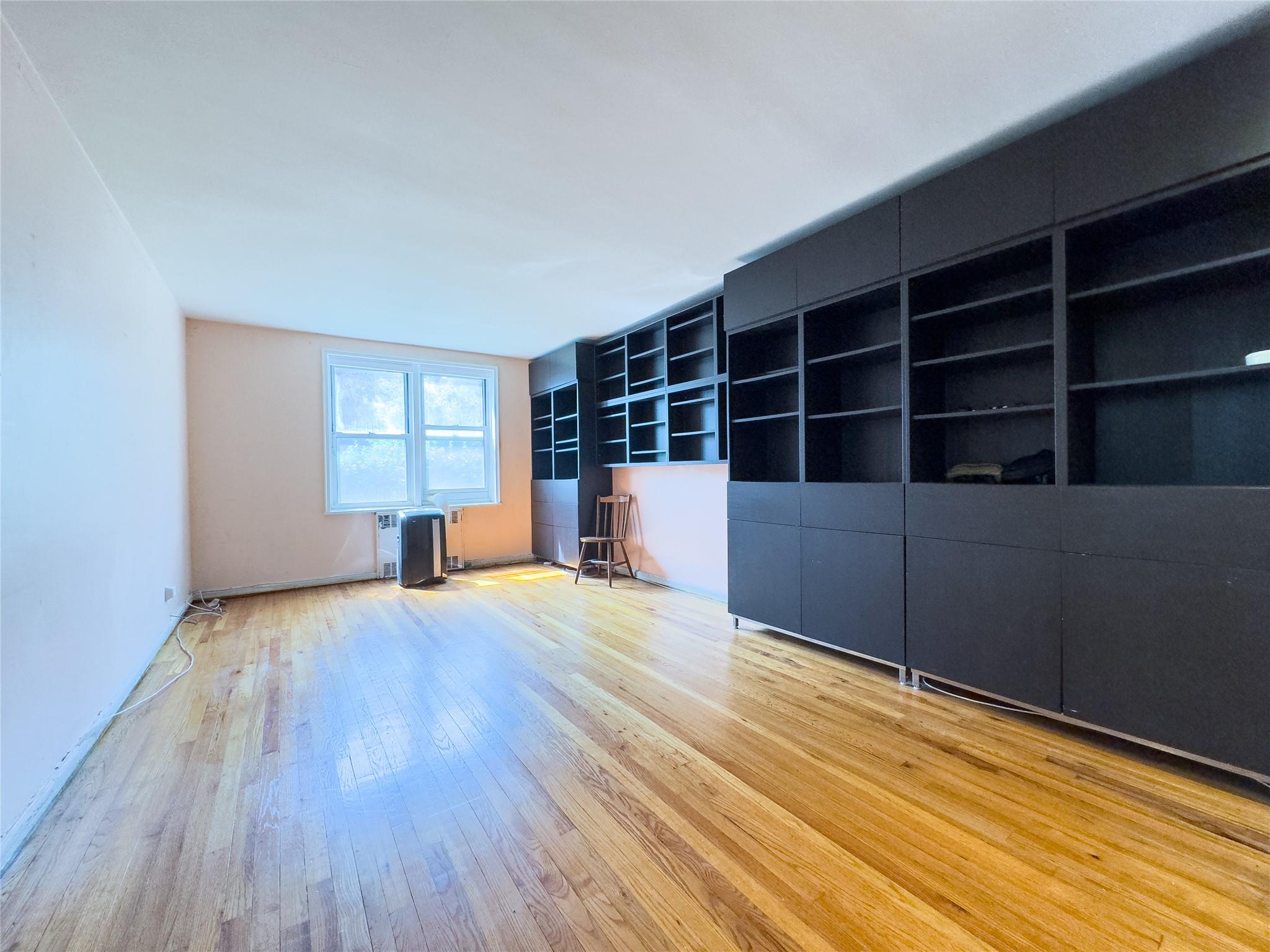 5615 SW Netherland Avenue SE # 1E, Bronx, NY 10471