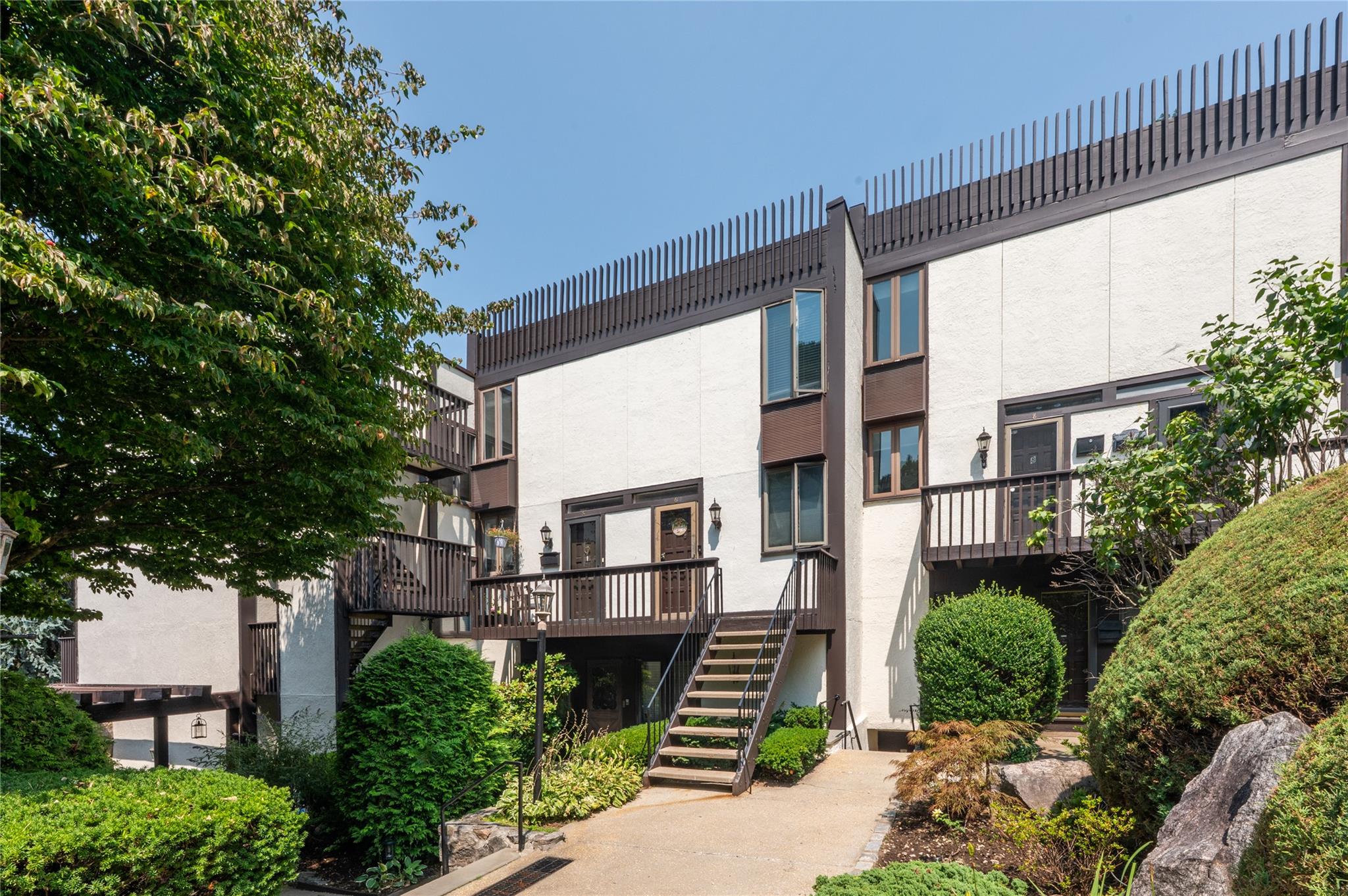 1200 Warburton Avenue # 6, Yonkers, NY 10701