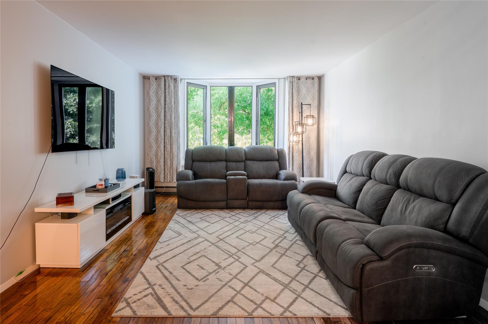 1200 Warburton Avenue # 6, Yonkers, NY 10701