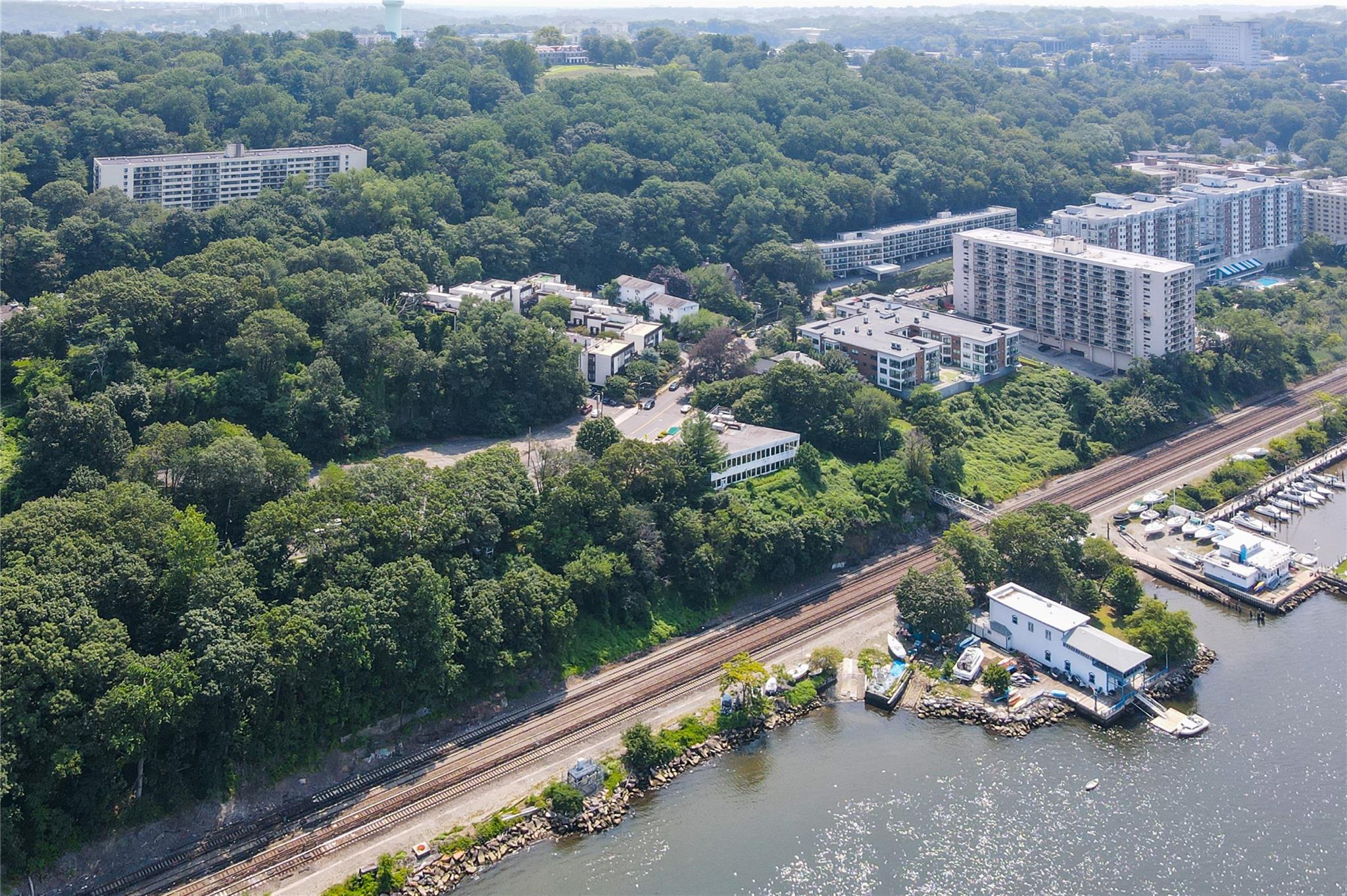 1200 Warburton Avenue # 6, Yonkers, NY 10701