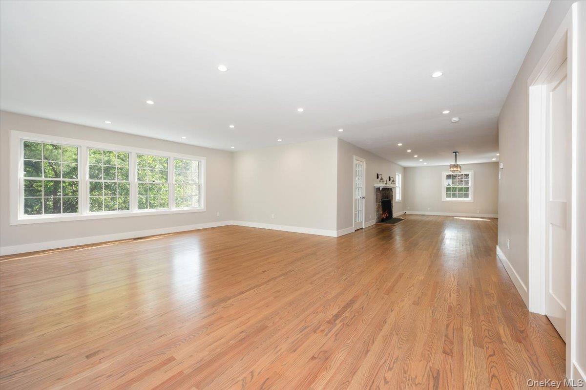 97 Station Road, Great Neck, NY 11023