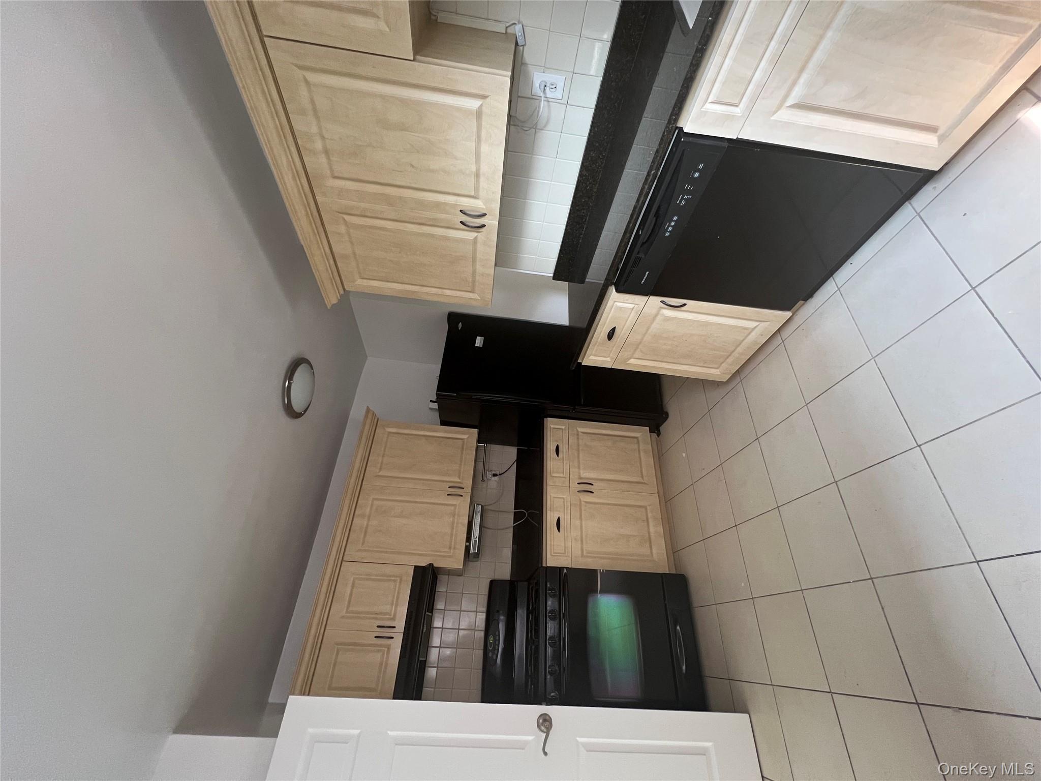 4 Sadore Lane E # 5G, Yonkers, NY 10710