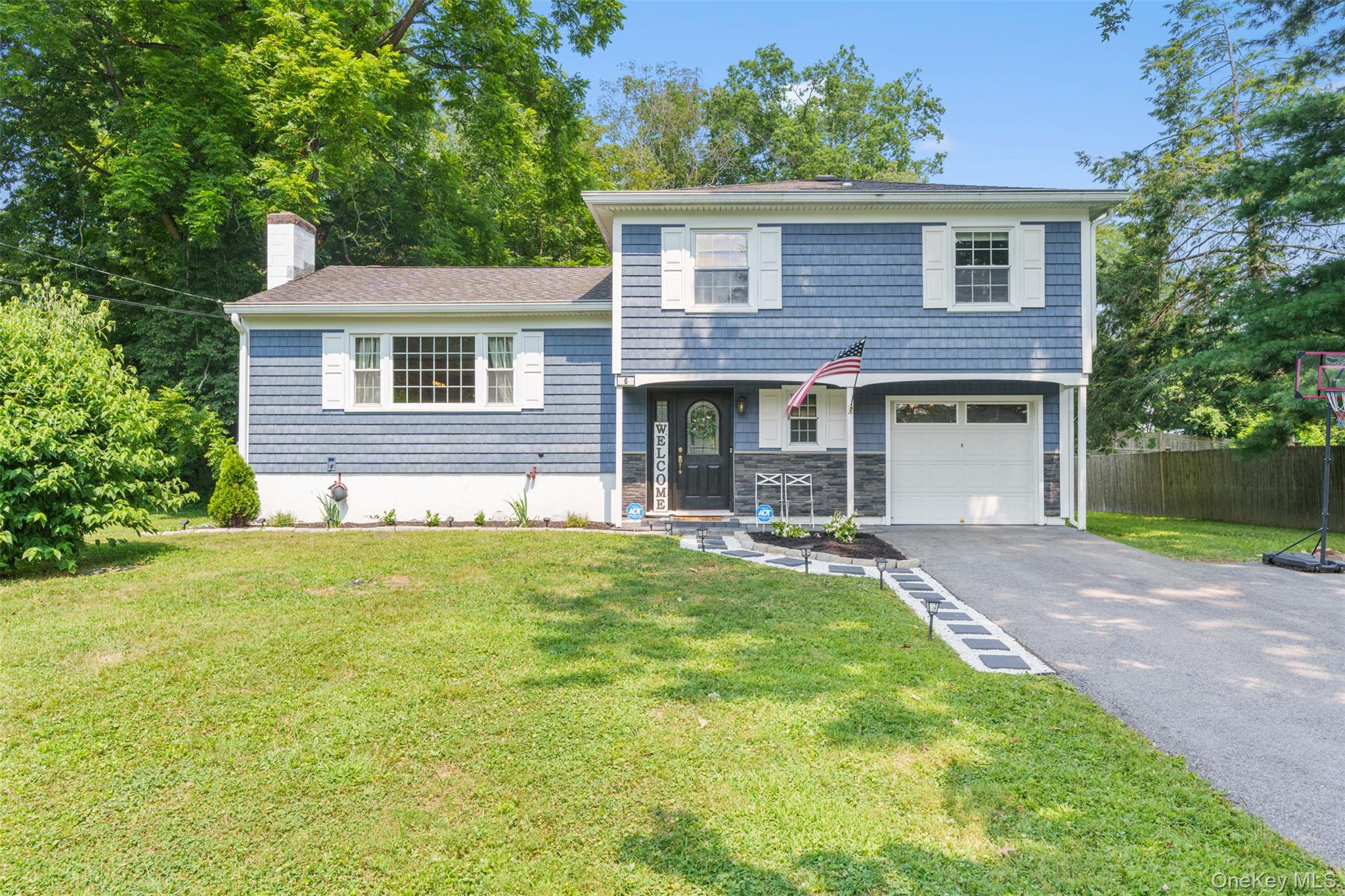 6 Cindy Lane, Wappingers Falls, NY 12590