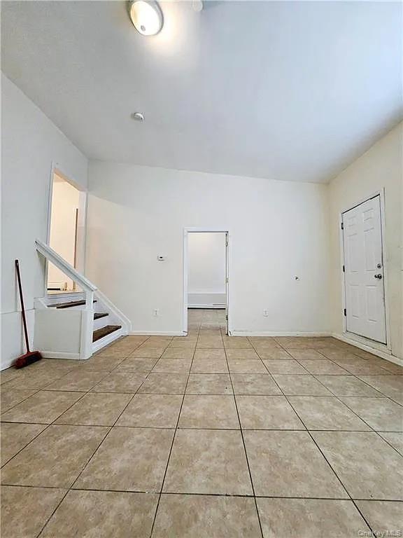 70-72 Grove Avenue, Staten Island, NY 10302