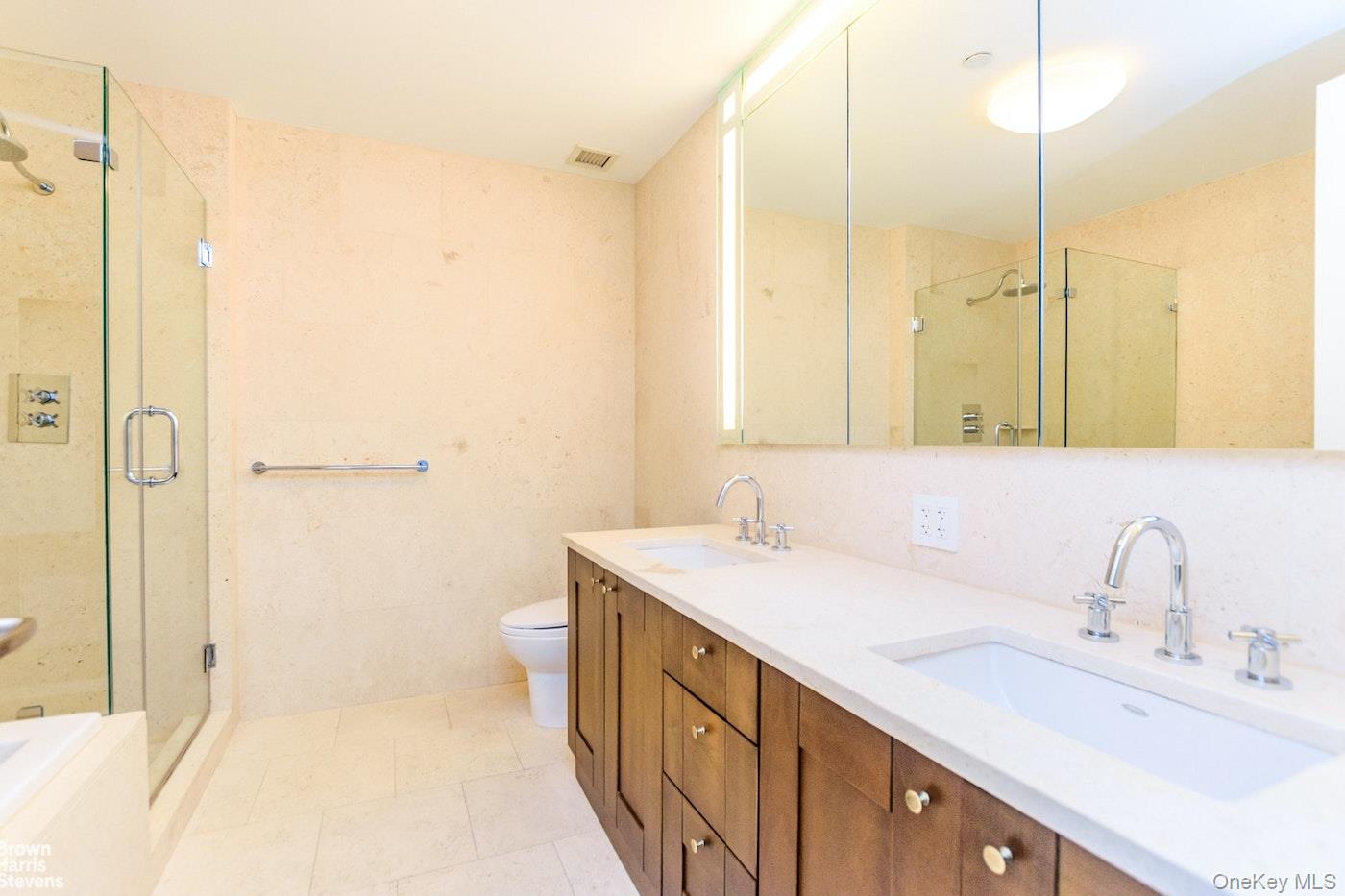 640 W 237th Street # 8B, Bronx, NY 10463