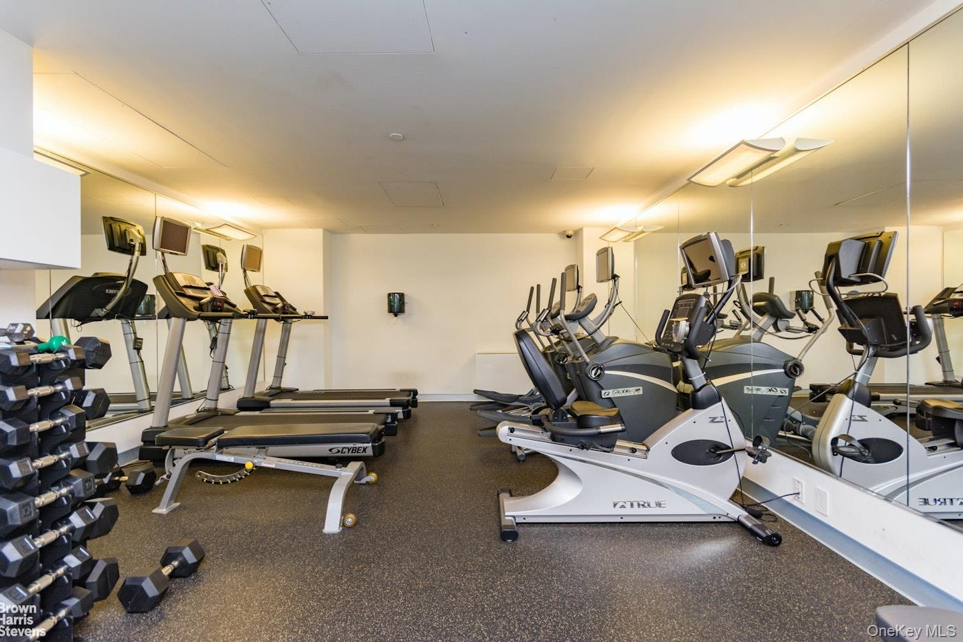 640 W 237th Street # 8B, Bronx, NY 10463