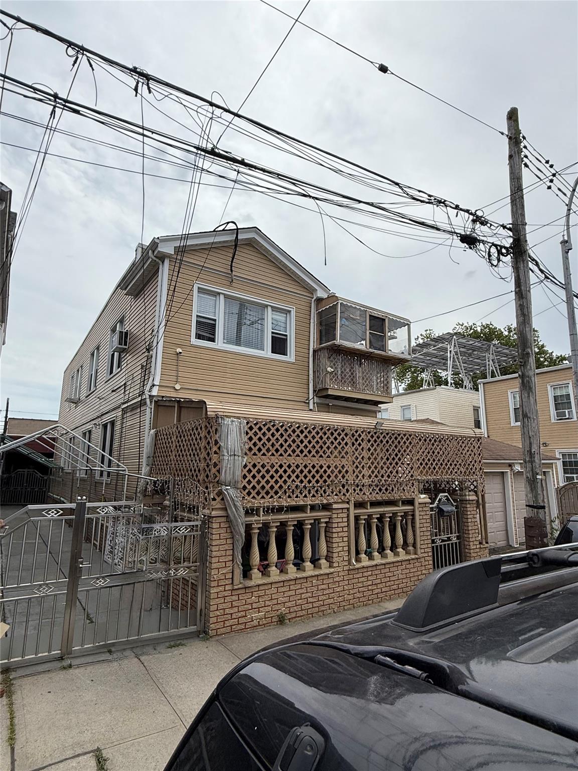 10210 93rd Avenue, Richmond Hill, NY 11418