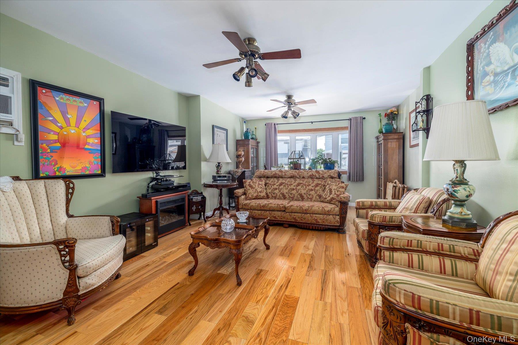 62-35 65th Street, Middle Village, NY 11379