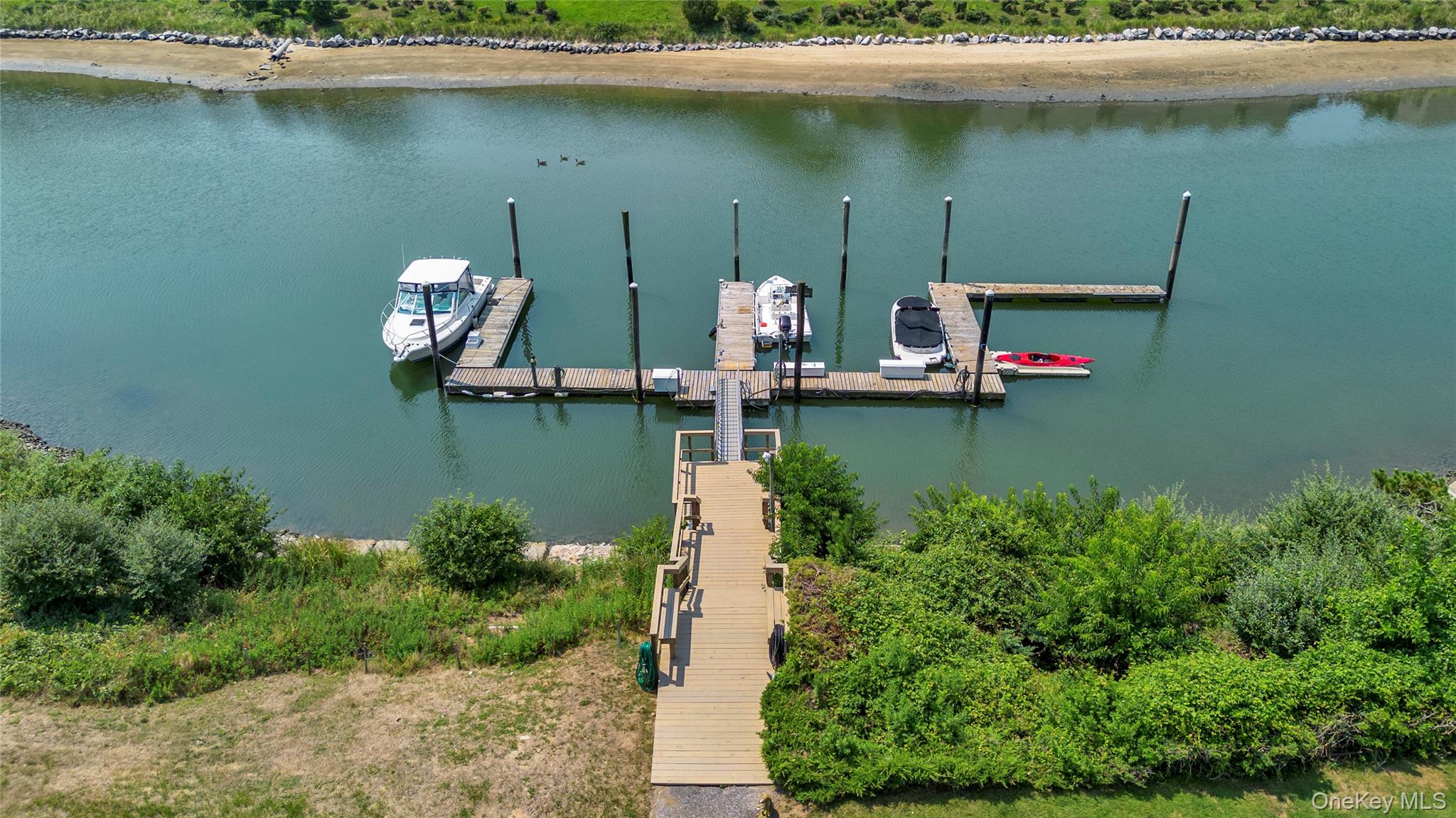 3 Porpoise Court, Northport, NY 11768