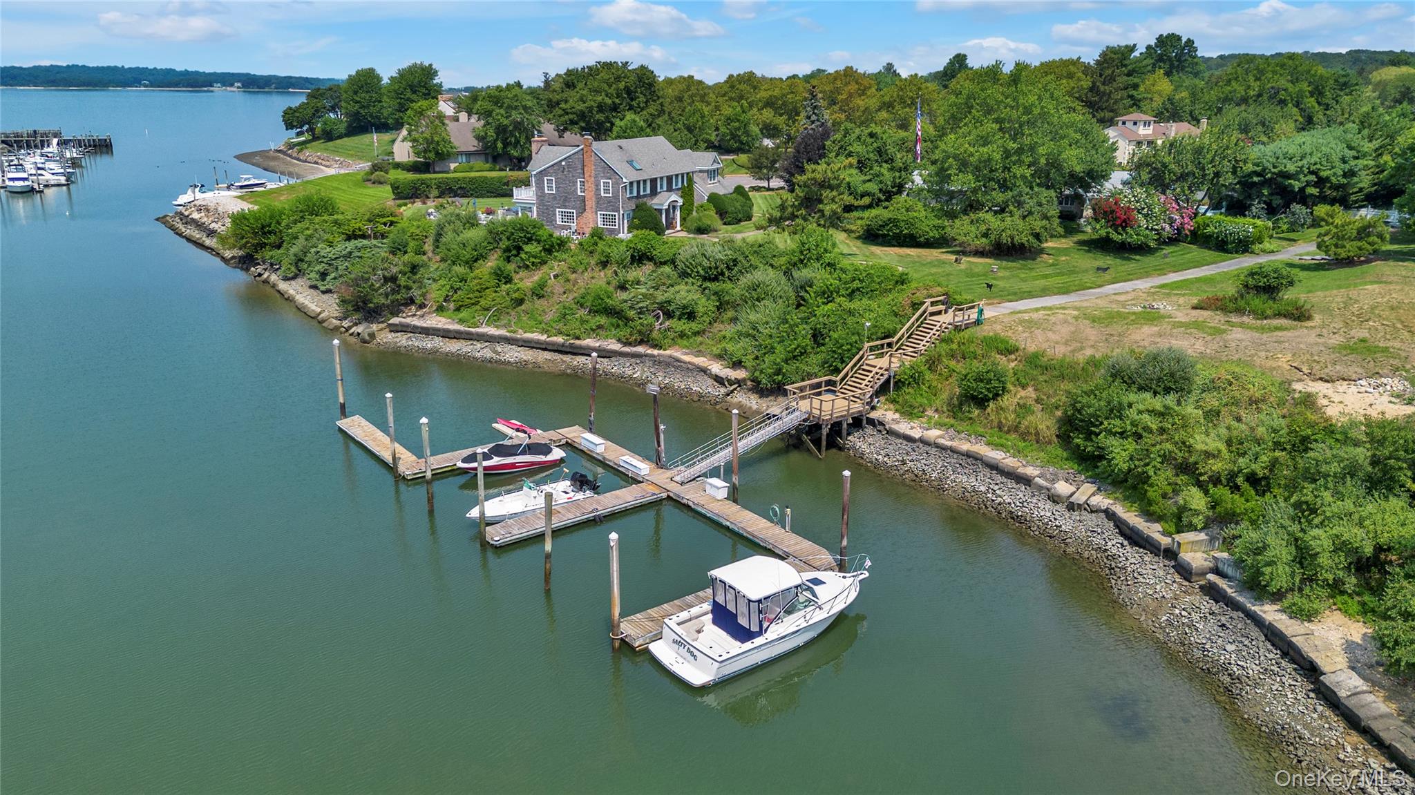 3 Porpoise Court, Northport, NY 11768