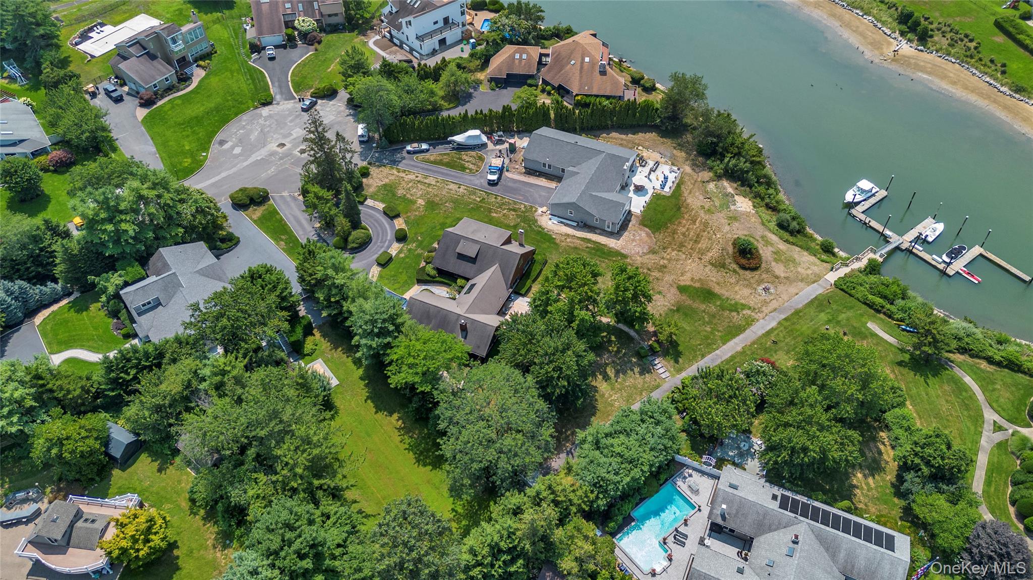 3 Porpoise Court, Northport, NY 11768