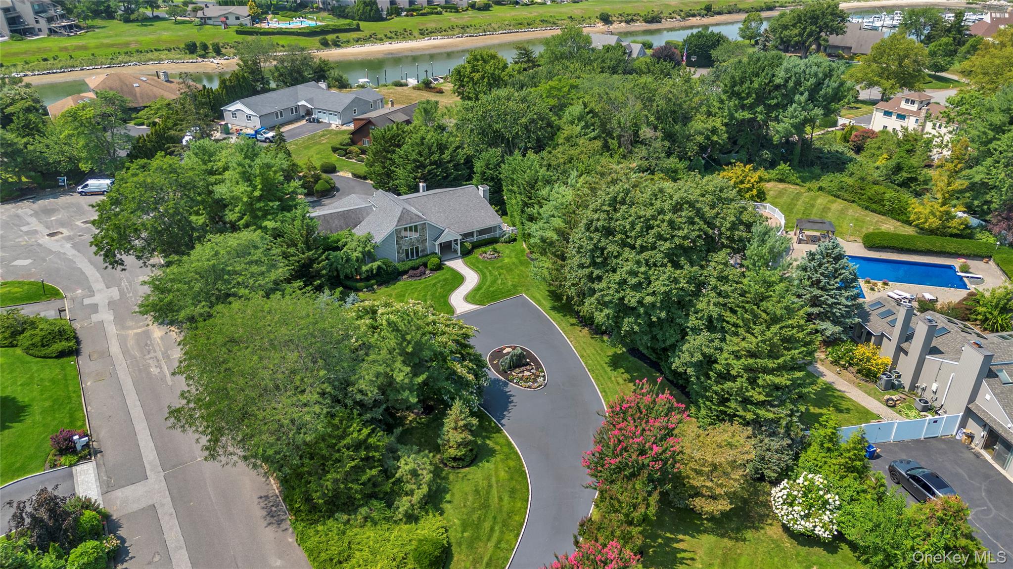 3 Porpoise Court, Northport, NY 11768