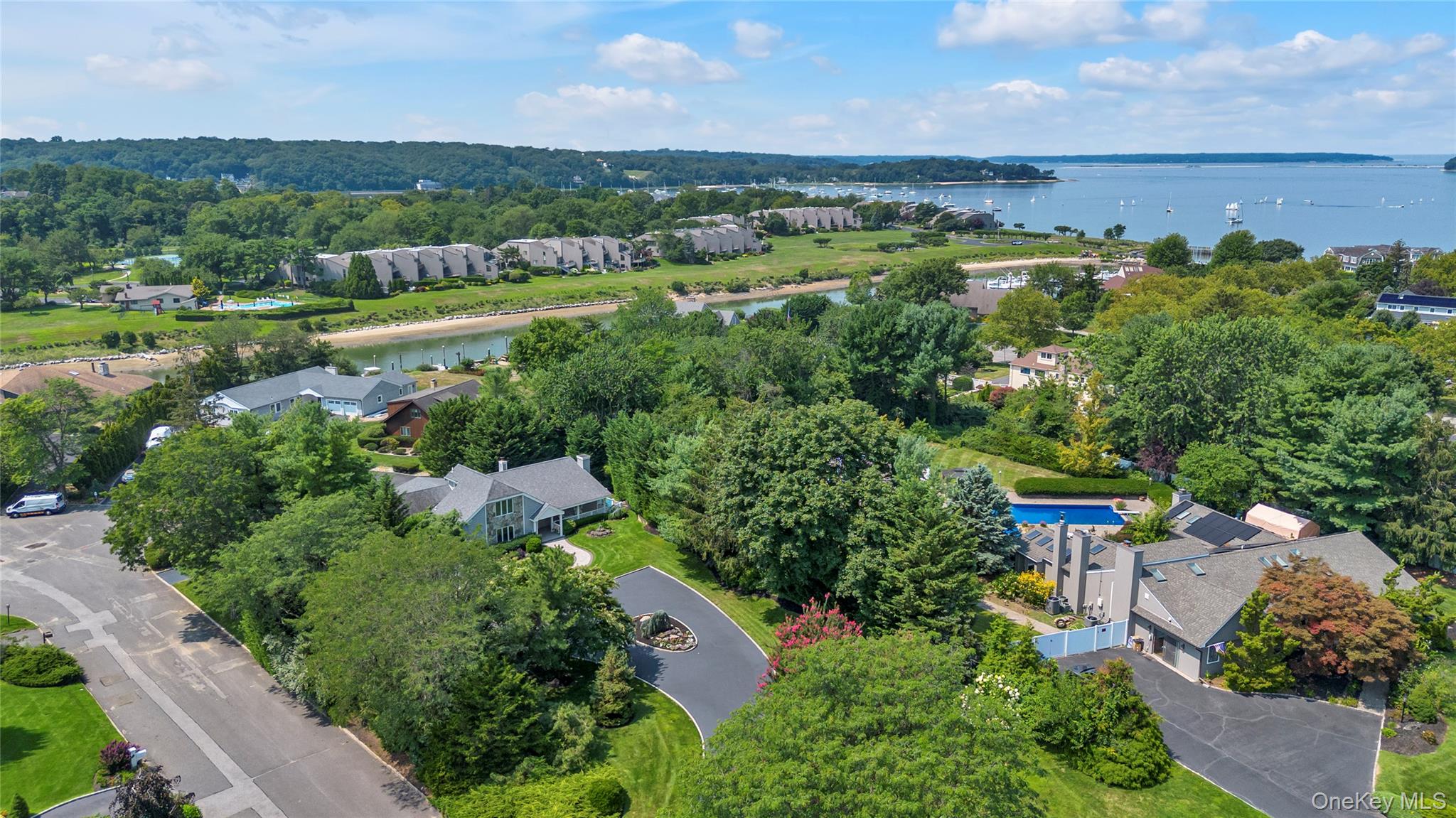 3 Porpoise Court, Northport, NY 11768