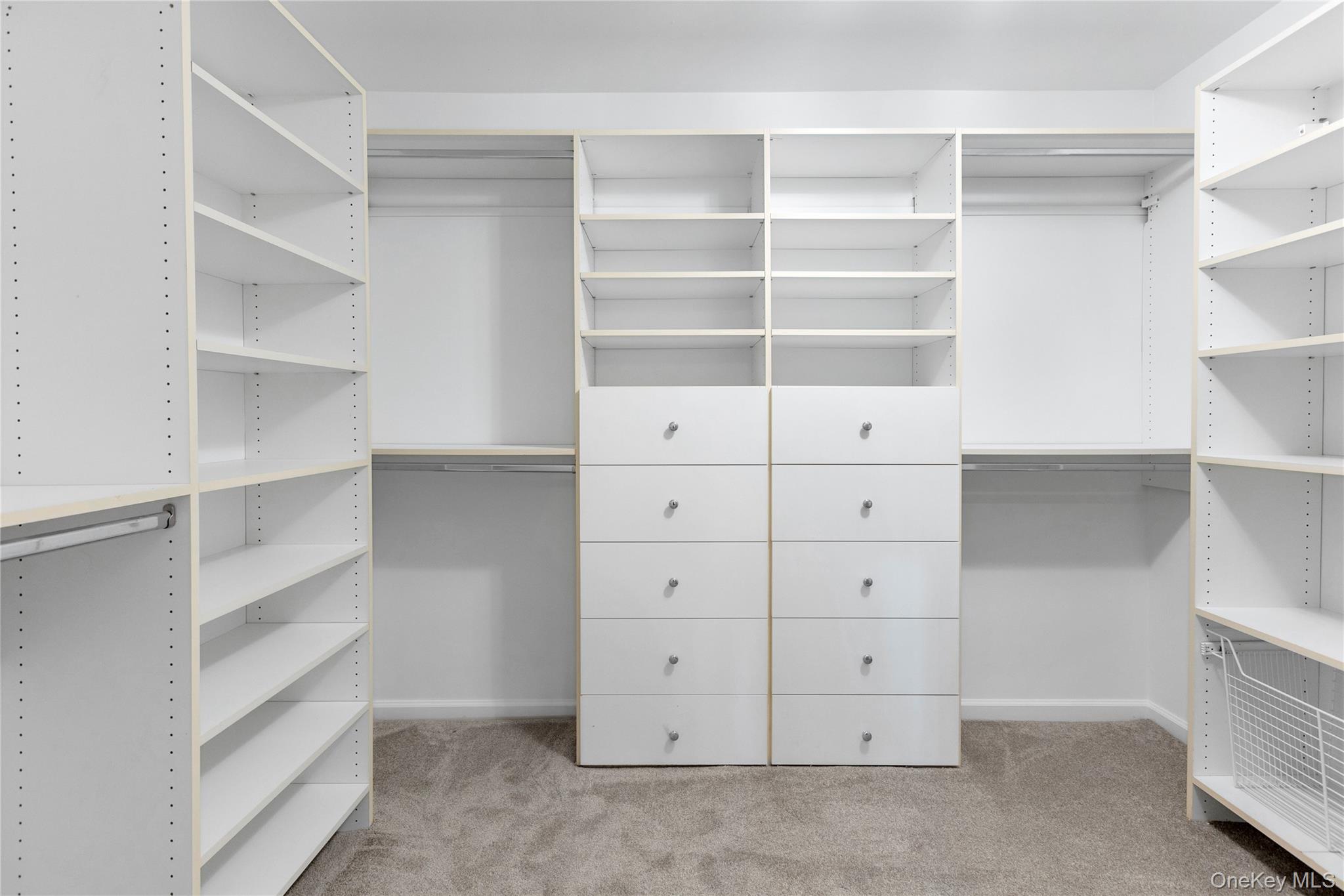 3 Porpoise Court, Northport, NY 11768