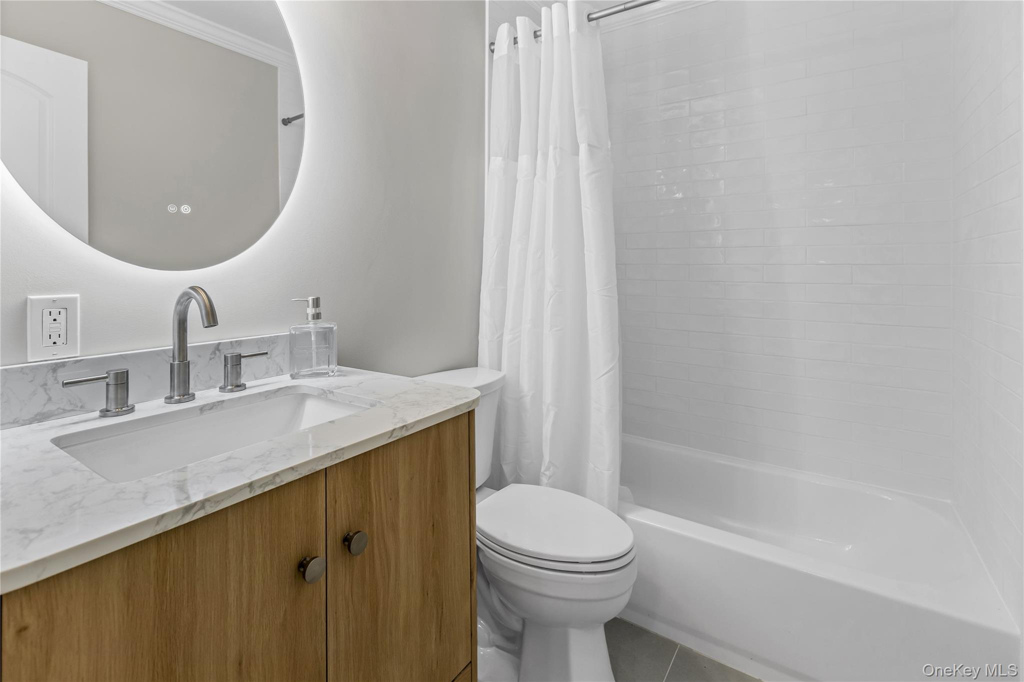 3 Porpoise Court, Northport, NY 11768