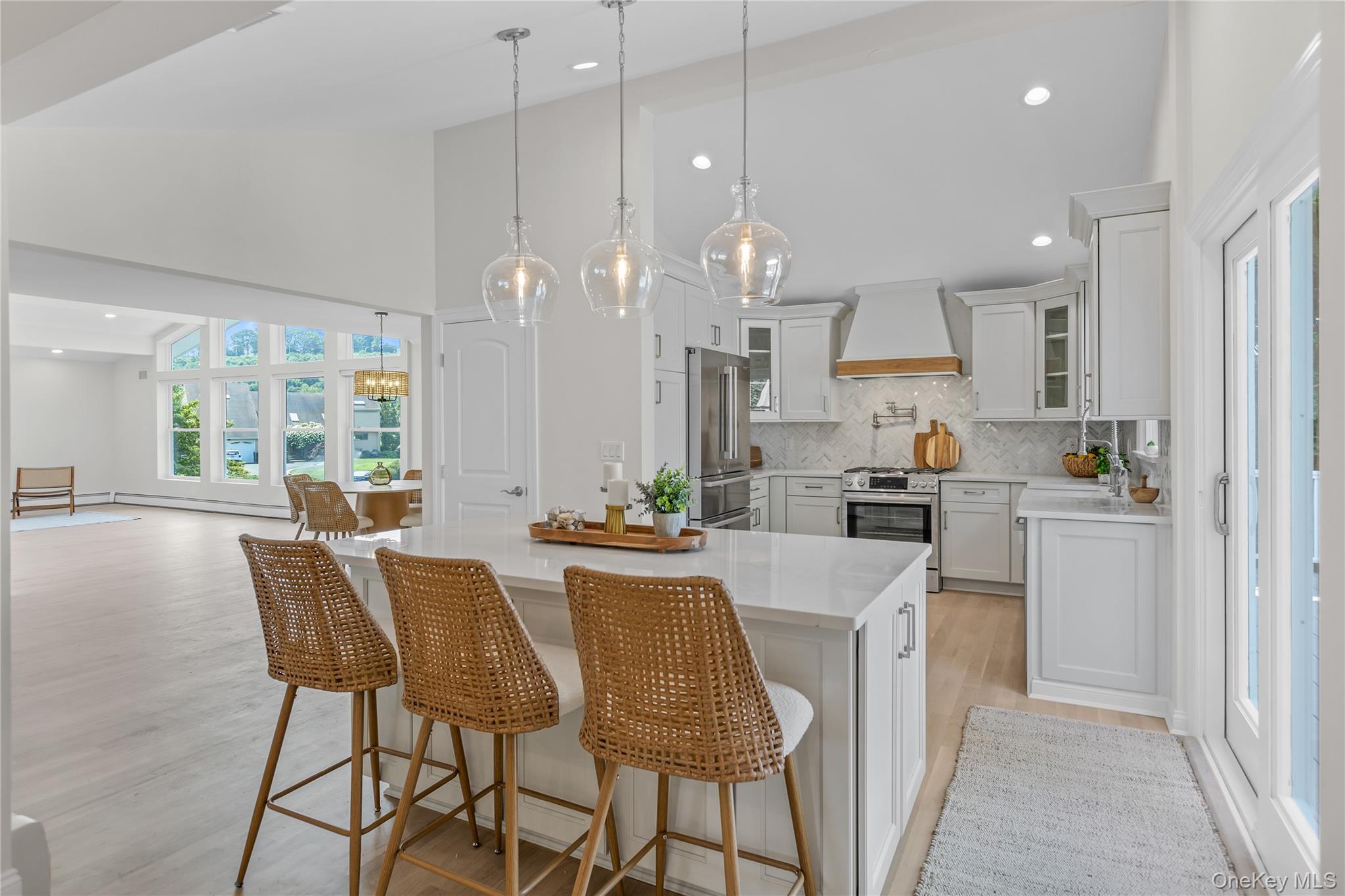 3 Porpoise Court, Northport, NY 11768