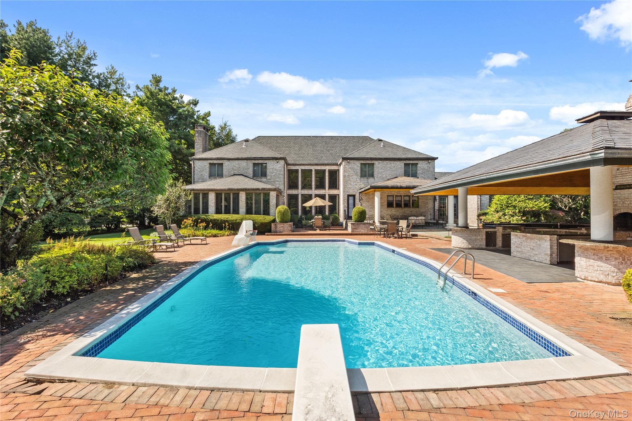 294 Half Hollow Road, Dix Hills, NY 11746