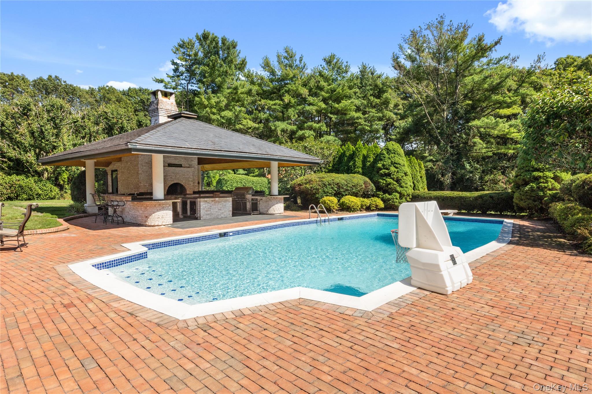 294 Half Hollow Road, Dix Hills, NY 11746