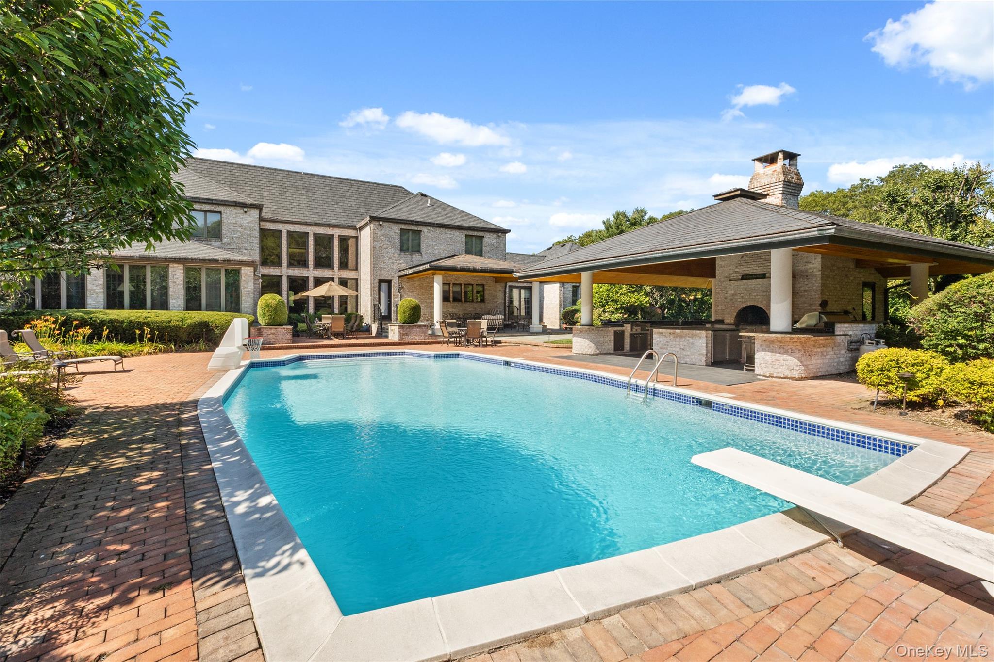 294 Half Hollow Road, Dix Hills, NY 11746