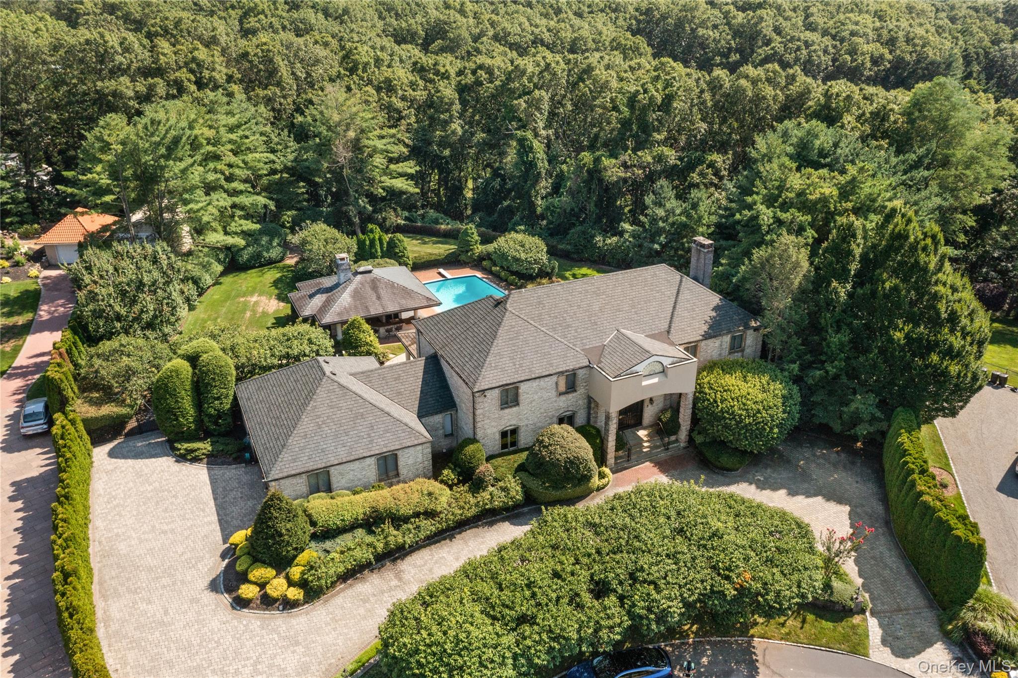 294 Half Hollow Road, Dix Hills, NY 11746