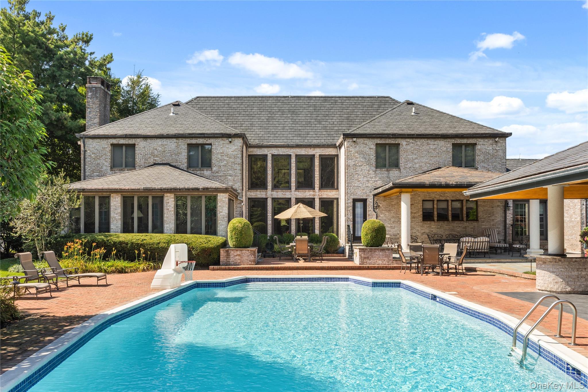 294 Half Hollow Road, Dix Hills, NY 11746