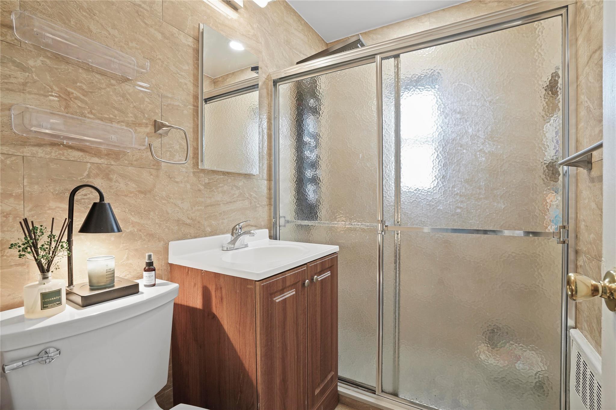 1001 Shore Parkway # 2B, Brooklyn, NY 11228