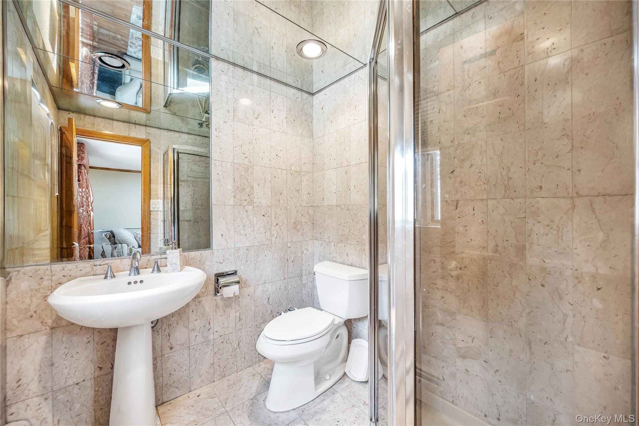 47 Country Drive, Plainview, NY 11803