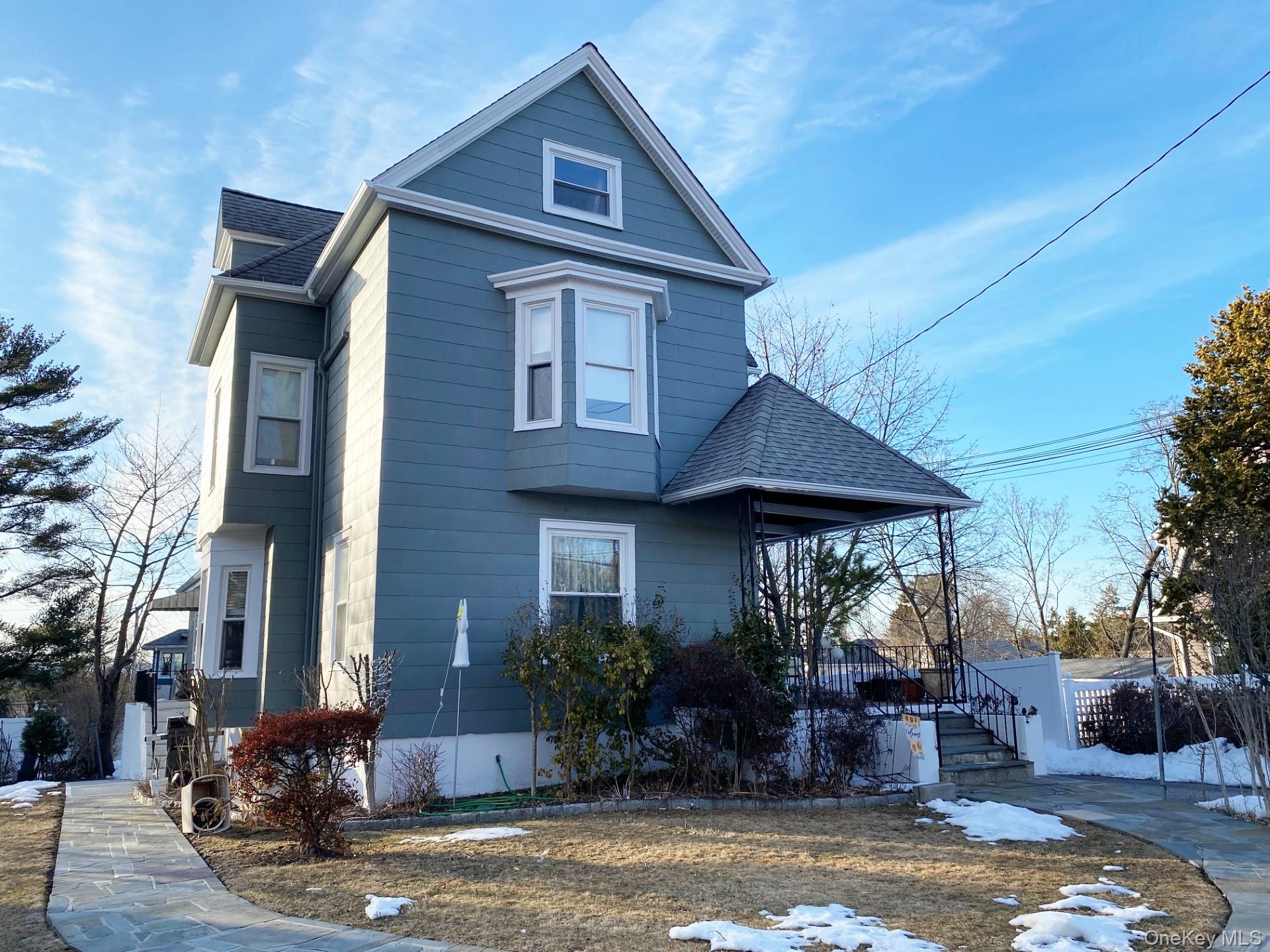 11 Stone Avenue, Ossining, NY 10562