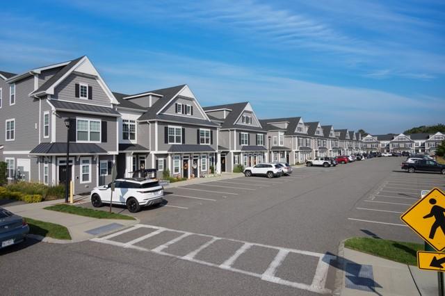 104 Sutton Court # 104, Mount Sinai, NY 11766
