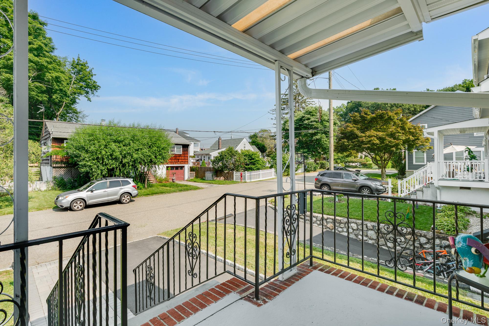 843 Lyle Court, Peekskill, NY 10566