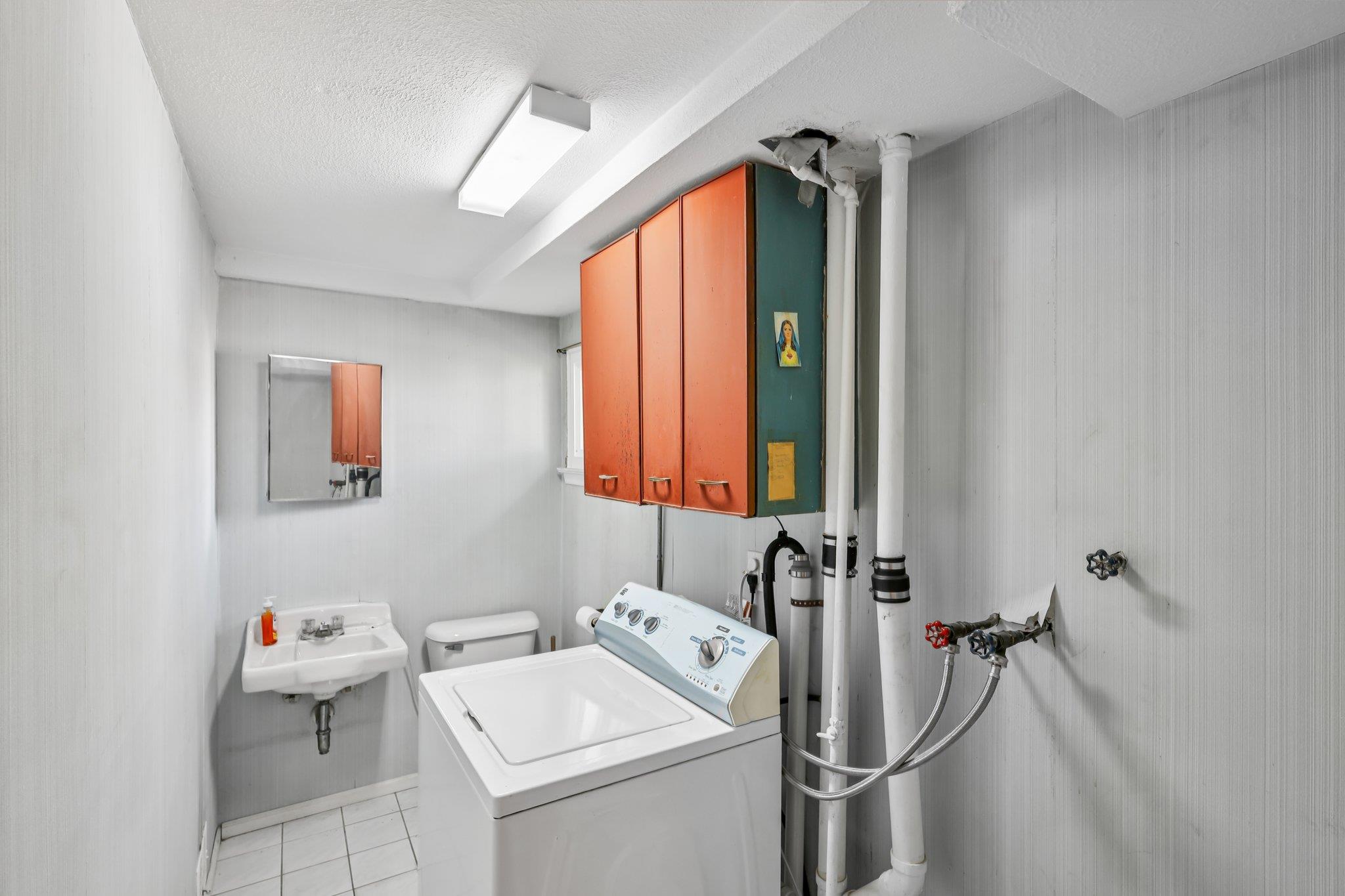 47 Owens Street, Brentwood, NY 11717