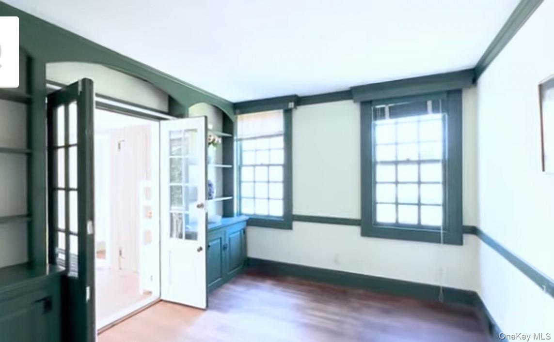 24 Hawkins Road, Stony Brook, NY 11790