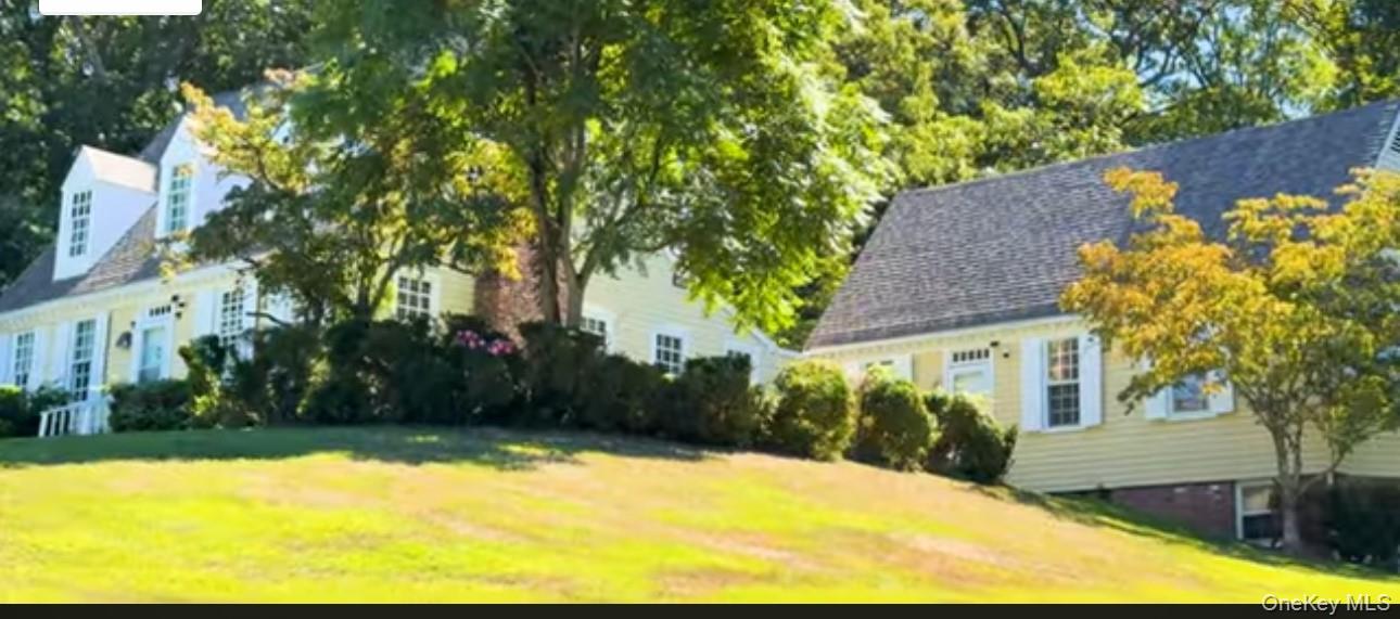 24 Hawkins Road, Stony Brook, NY 11790