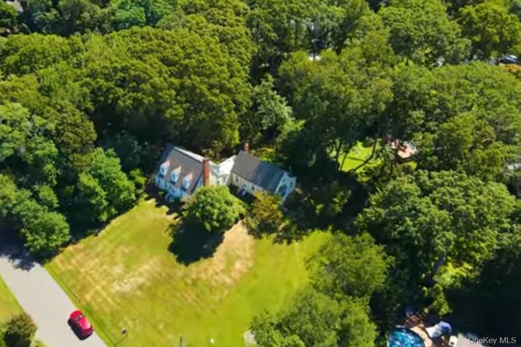 24 Hawkins Road, Stony Brook, NY 11790