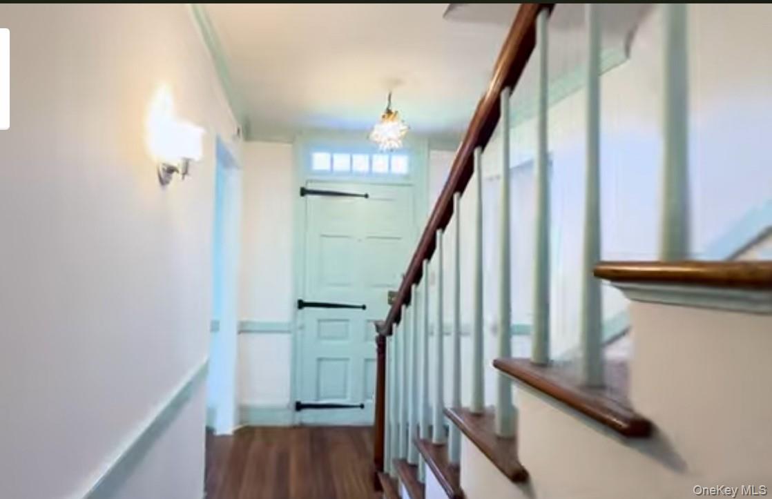 24 Hawkins Road, Stony Brook, NY 11790