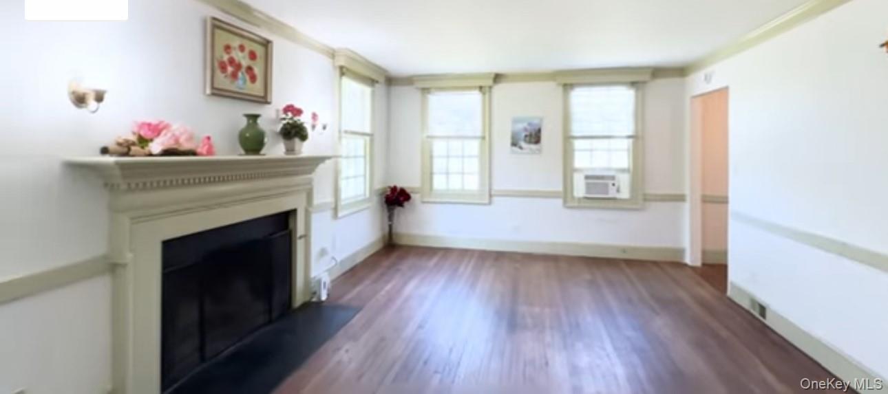 24 Hawkins Road, Stony Brook, NY 11790