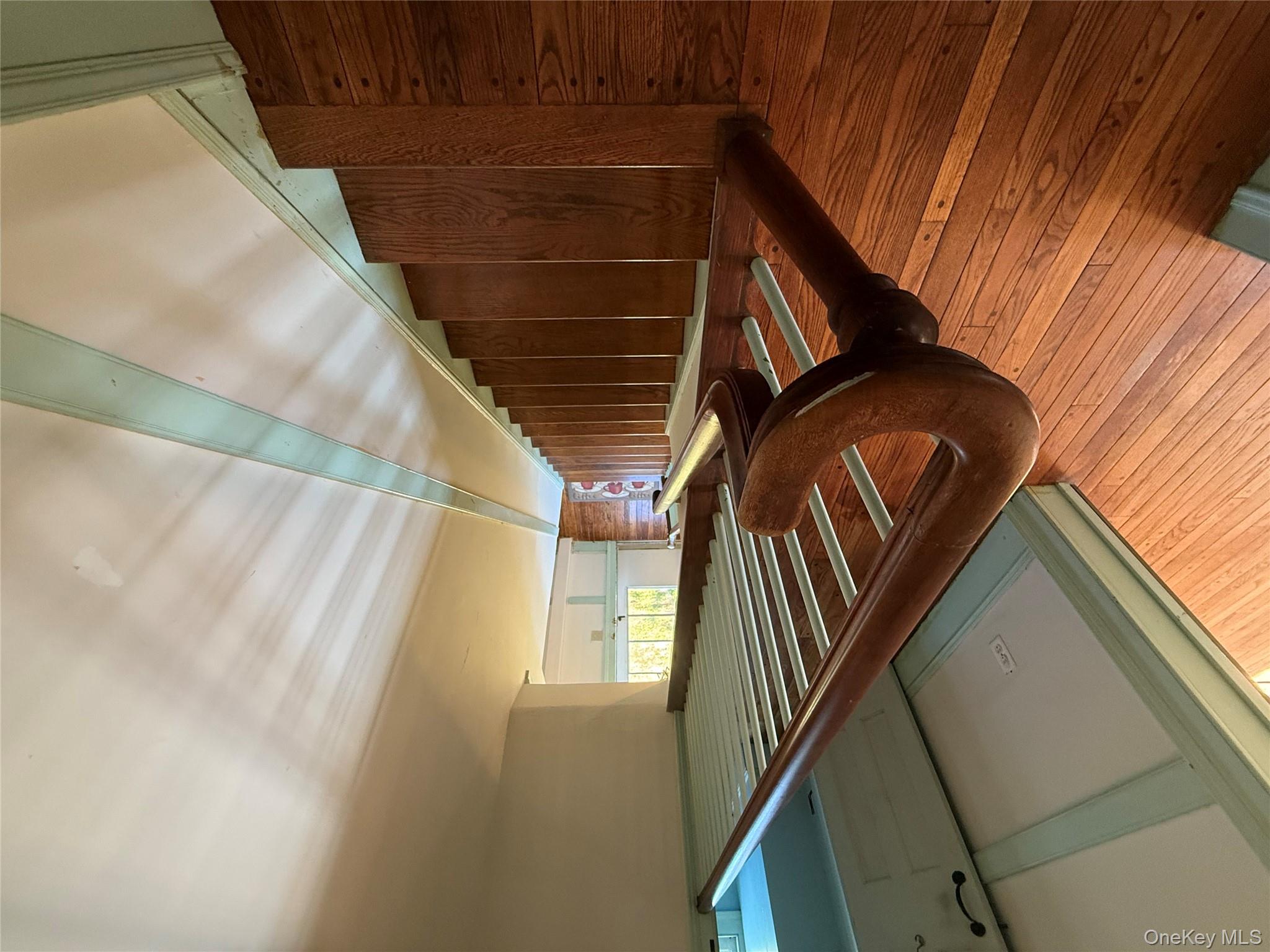 24 Hawkins Road, Stony Brook, NY 11790