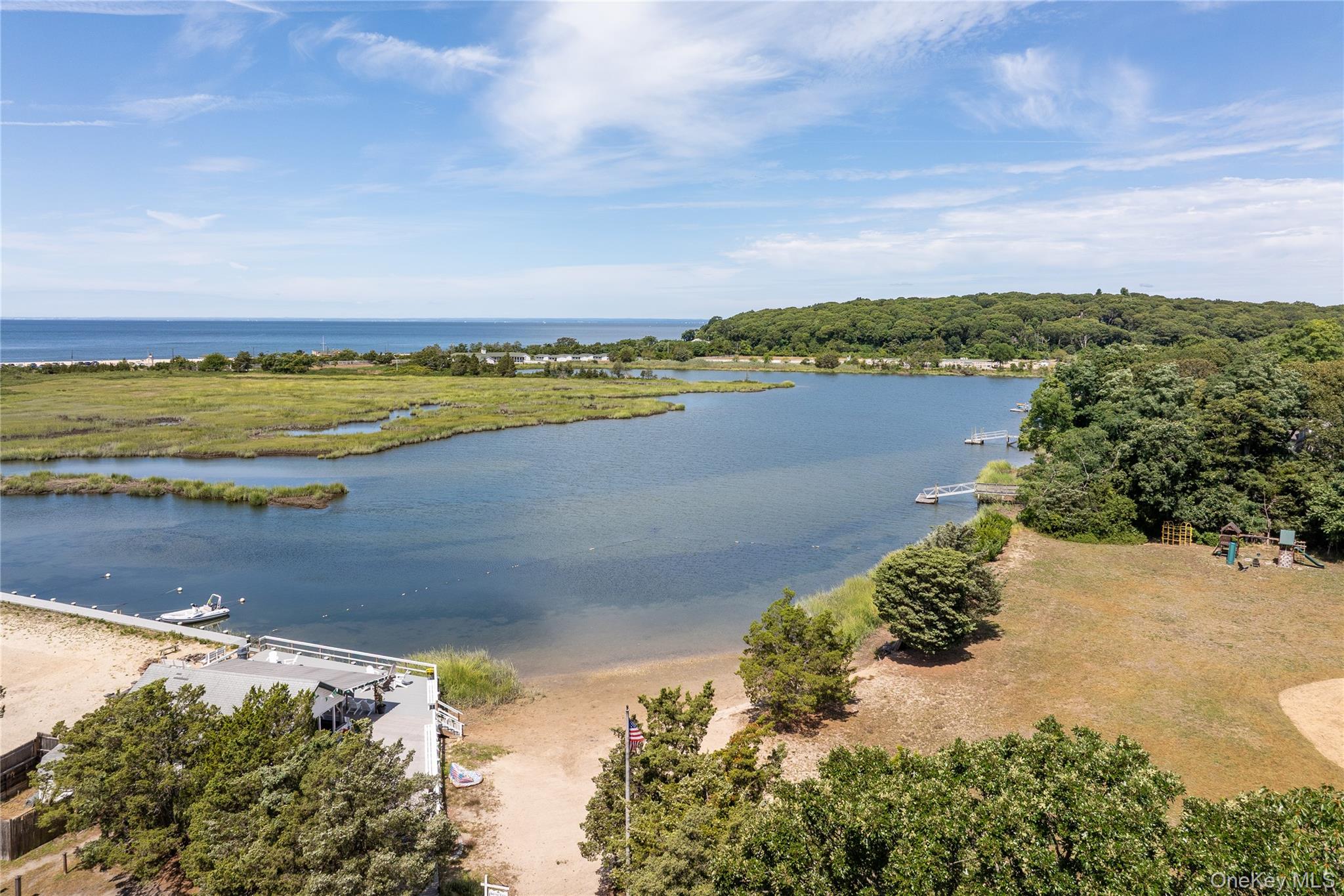 52 Hillside Road, Stony Brook, NY 11790