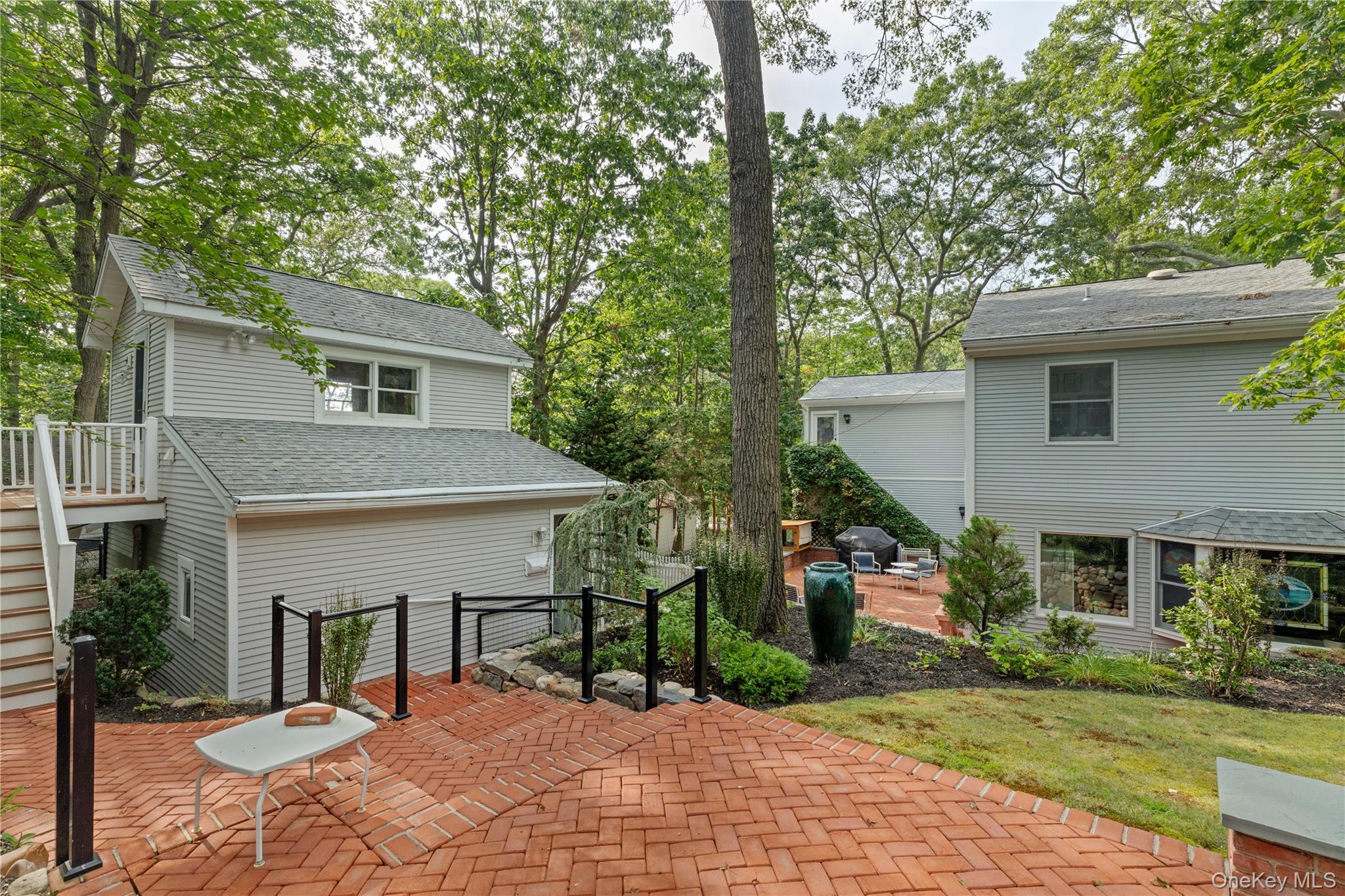 52 Hillside Road, Stony Brook, NY 11790