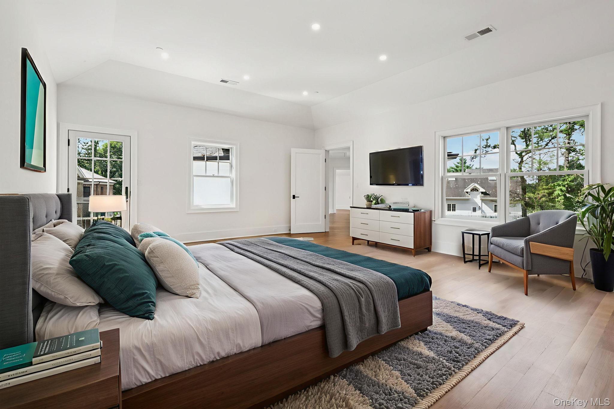 15 High Point Terrace, Scarsdale, NY 10583