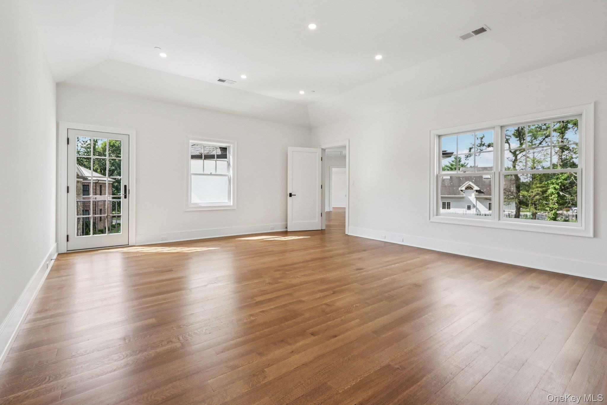 15 High Point Terrace, Scarsdale, NY 10583