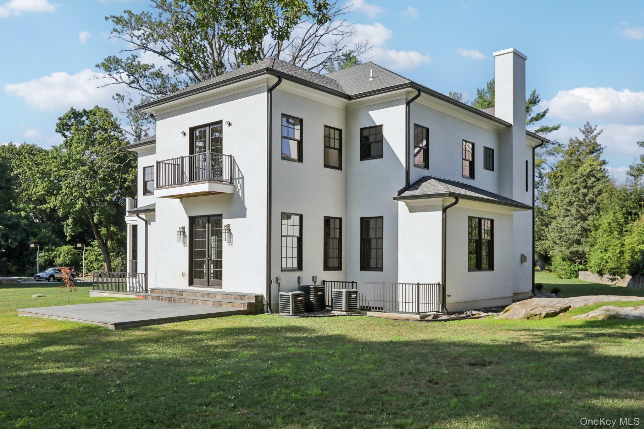 15 High Point Terrace, Scarsdale, NY 10583